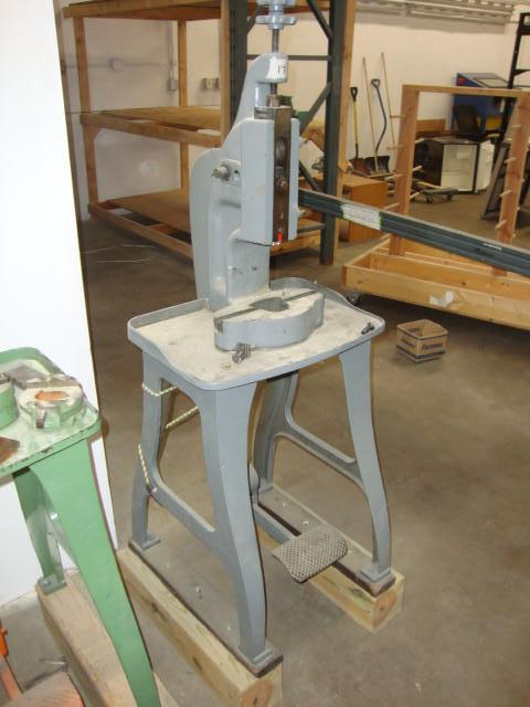 lot 30 image: Famco #10 Foot Press, grey with woo...