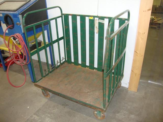 lot 33 image: Green Steel Cart, 42in x 31in x 48i...
