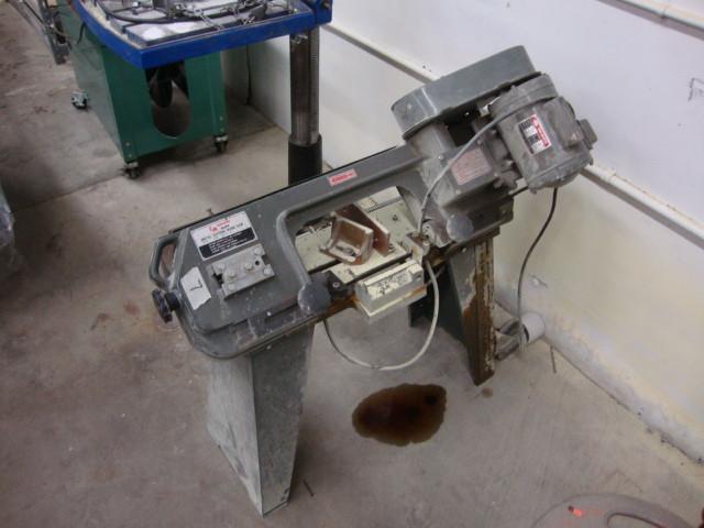 lot 5 image: Cummins Mack Metal Cutting Band Saw...