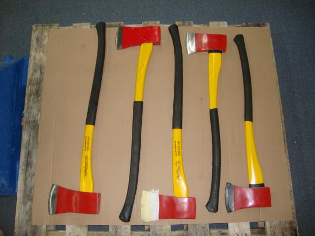 lot 77 image: Axes, lot of 5, new, may have minor...