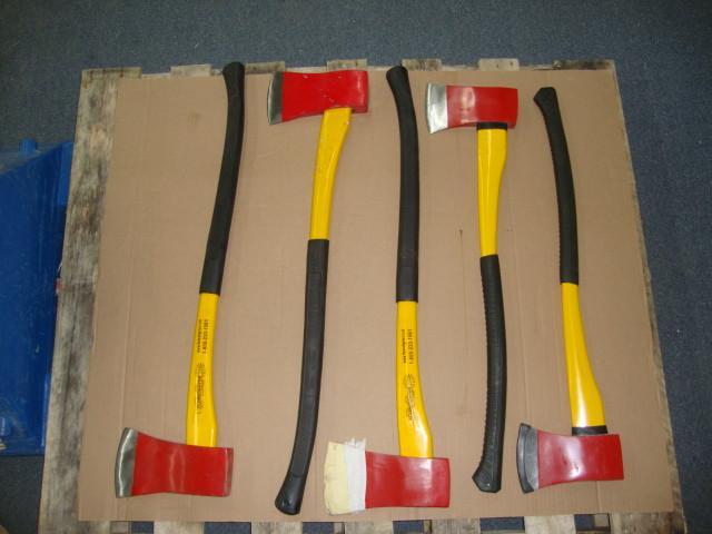 lot 79 image: Axes, lot of 5, new, may have minor...