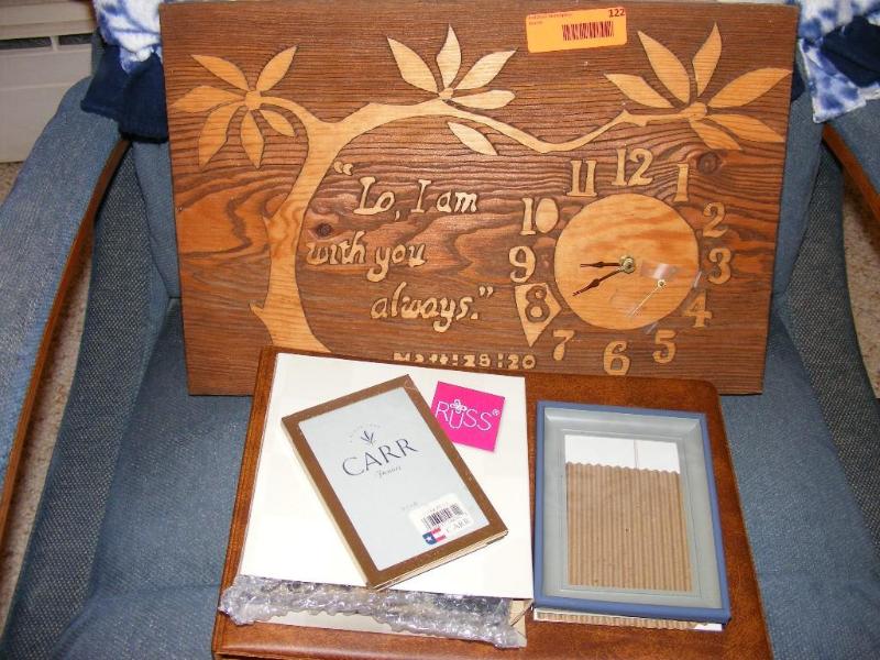 lot 122 image: Wooden Clock, picture frames and ph...