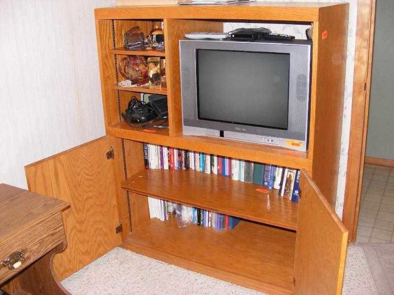 lot 135 image: Entertainment Cabinet...