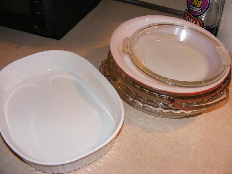 lot 145 image: Pie Plates