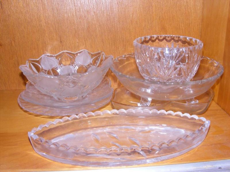 lot 156 image: Dishes