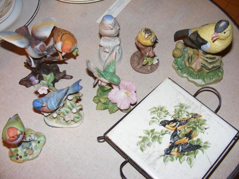 lot 162 image: Birds