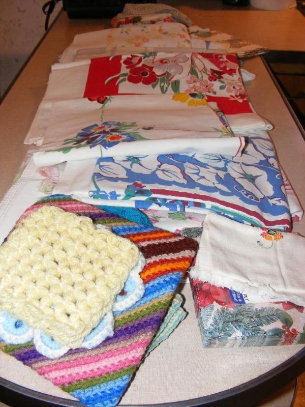 lot 170 image: Linens