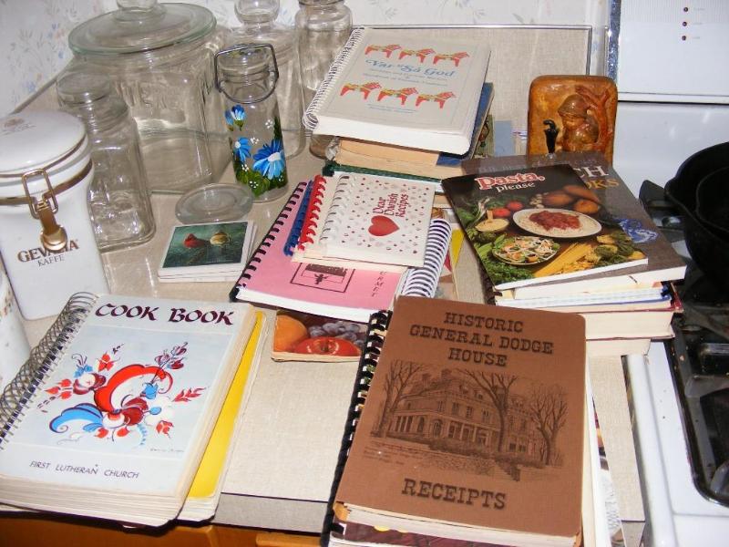lot 216 image: Misc Cook Books