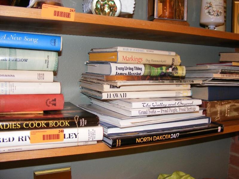 lot 248 image: Shelf full of books...