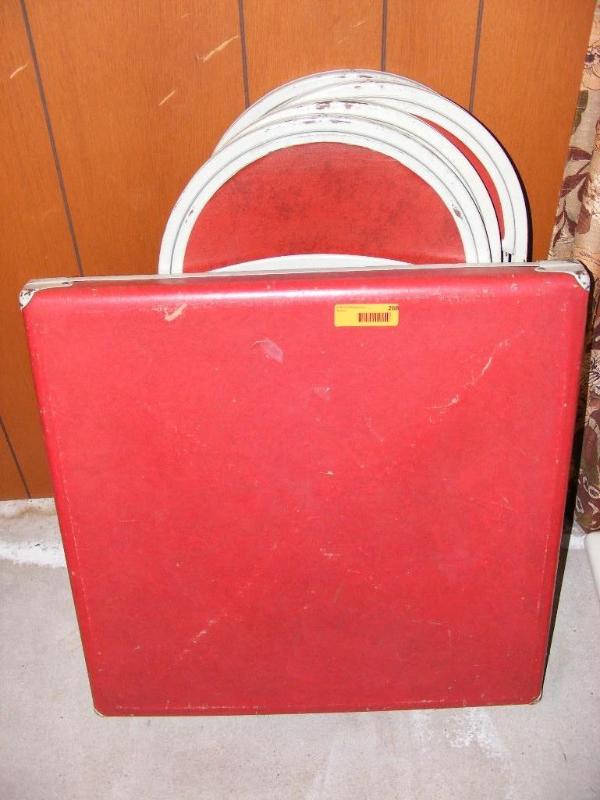 lot 268 image: Childs Card Table and Folding Chair...