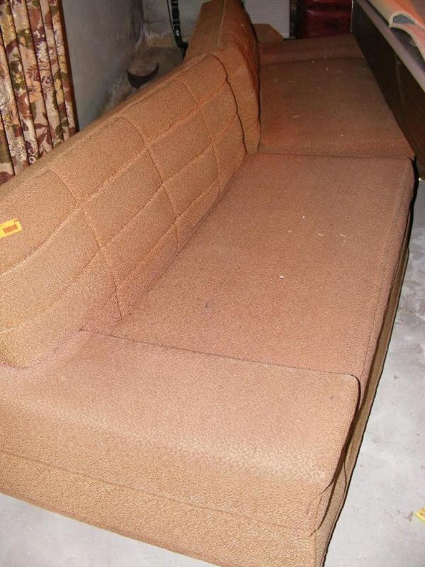 lot 270 image: Vintage Two Piece Couch, totals 8 ...