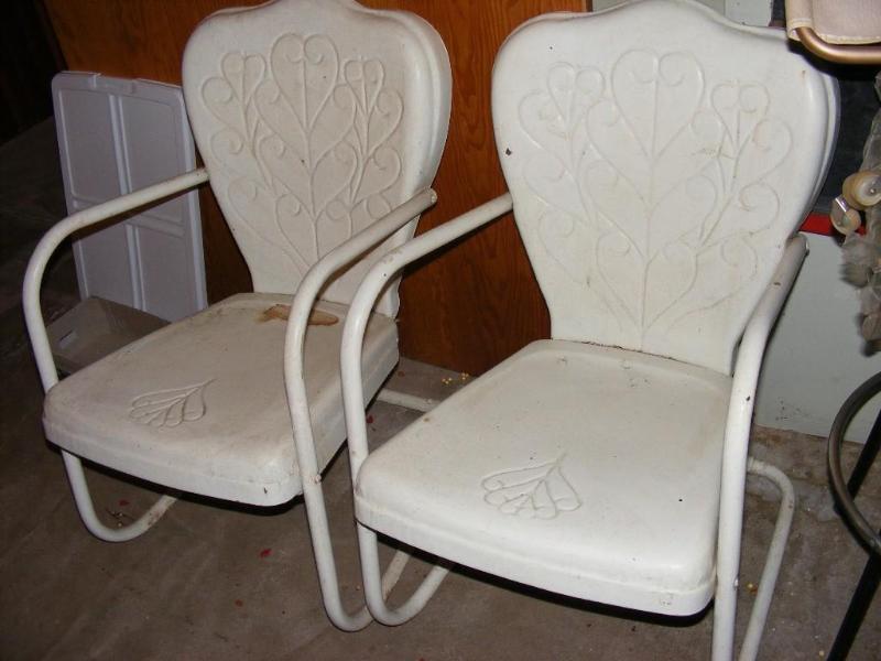 lot 288 image: Pair of Metal Lawn Chairs...