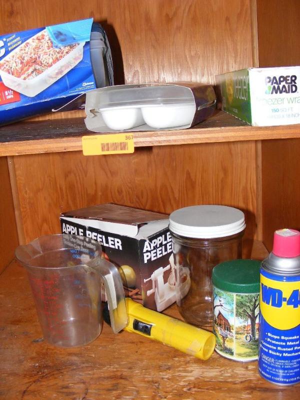 lot 367 image: misc lot of items in closet, roll o...