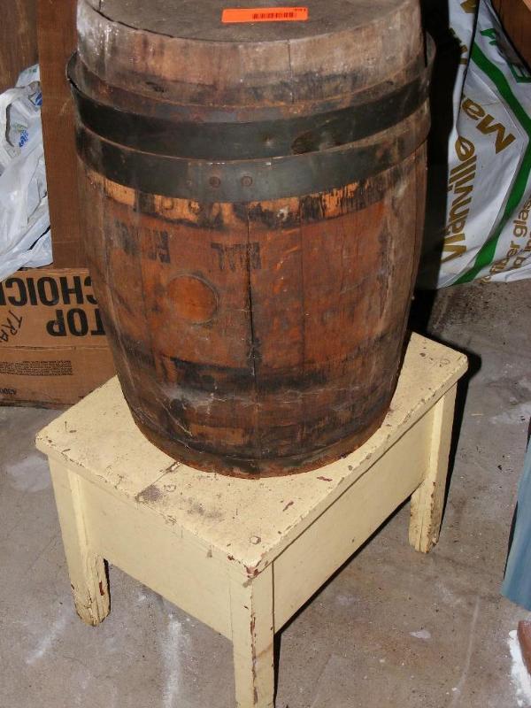 lot 391 image: Nail Barrel and Shoe Shine or Repai...