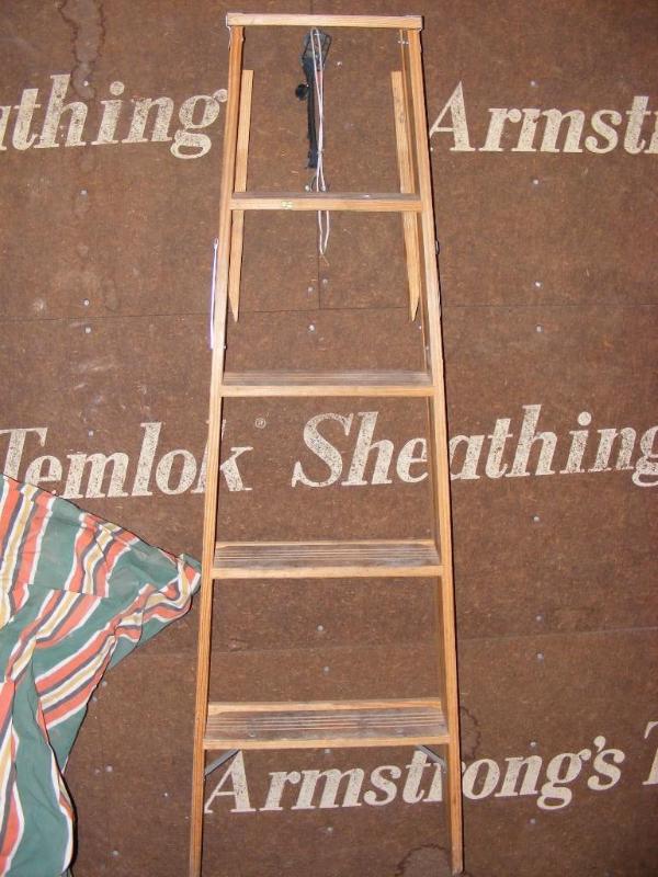 lot 407 image: 5 foot A frame wooden ladder...