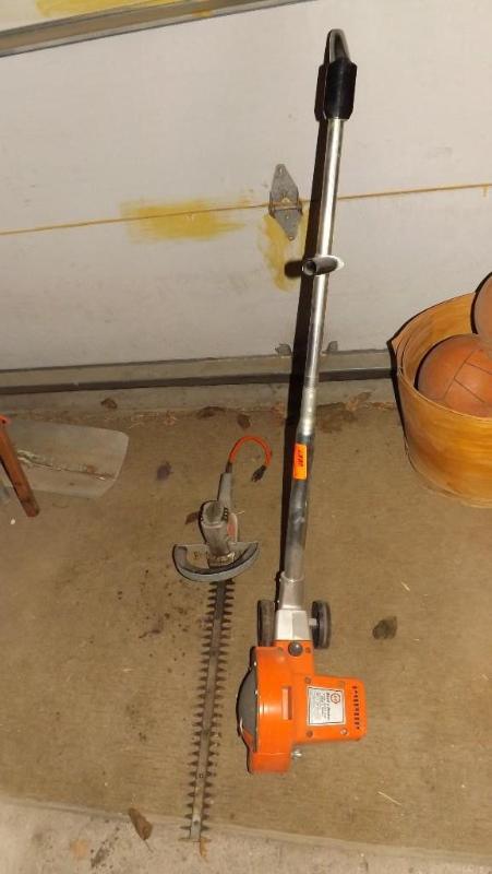 lot 415 image: lawn edger and hedge trimmer...