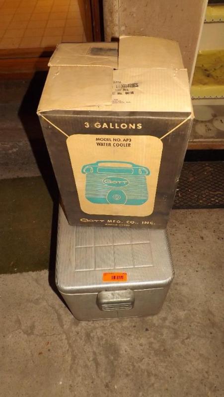 lot 416 image: Two older Coolers, water cooler loo...