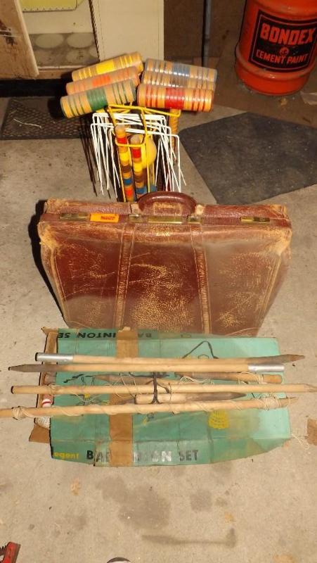 lot 417 image: Badmitten Set, Croquette Set and ol...
