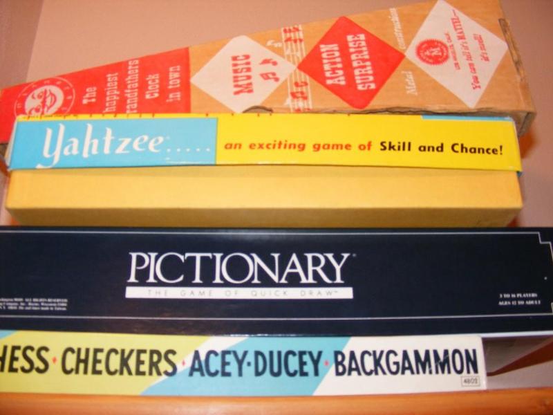 lot 431 image: Mixed Lot of Games, Dickory Dock mu...