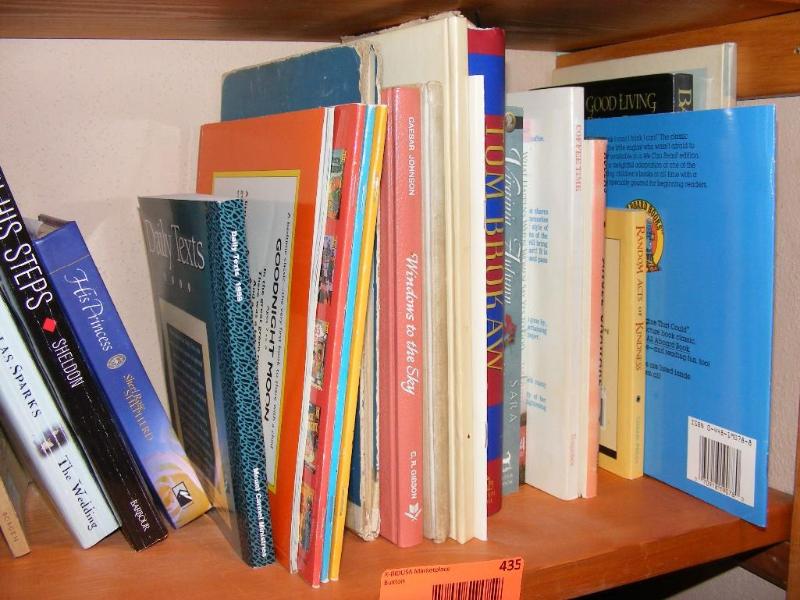 lot 435 image: Lot of Books...