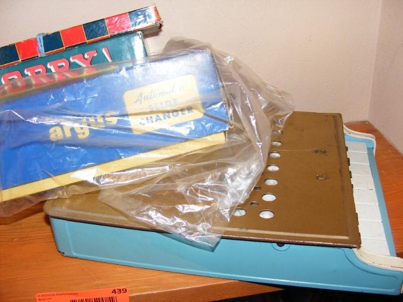 lot 439 image: Lot of 3 games, Argus, Sorry and Ch...