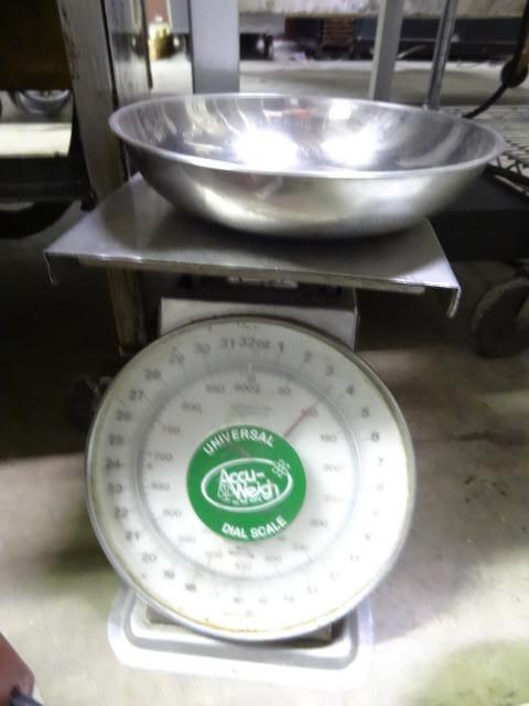 Universal accu scale...