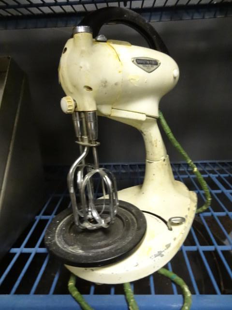Vintage Hamilton beach mixer...