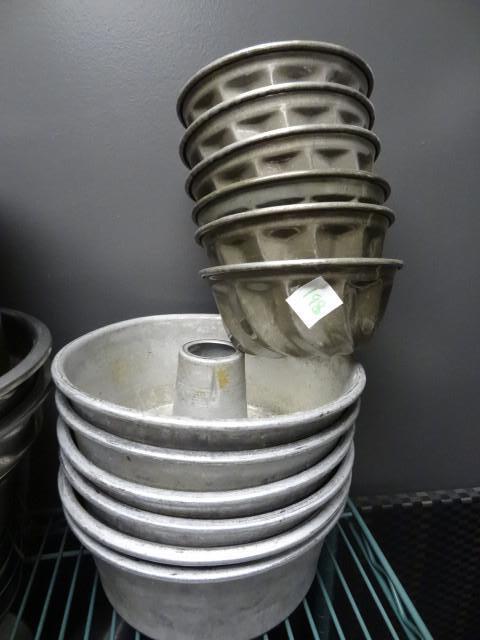 Bunt Pans...