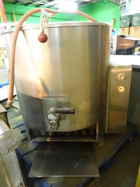 Propane staem kettle. Unit is 39 x ...