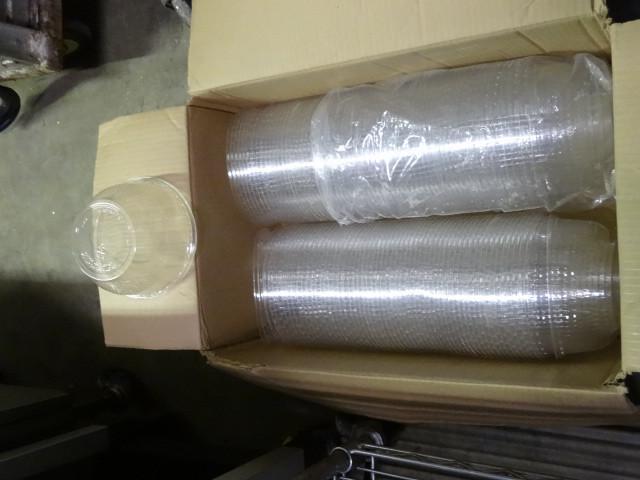 Plastic to go Lids. Round...