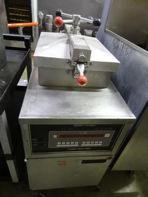 Henny Penny Pressure Fryer 3 Phase,...