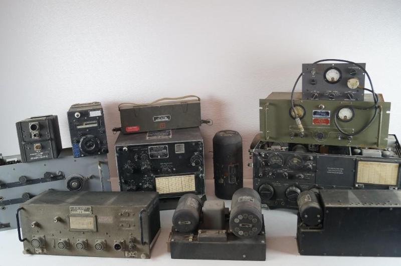 Air Force and Navy Radios
