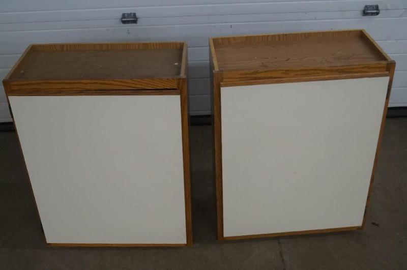 2 Cabinets