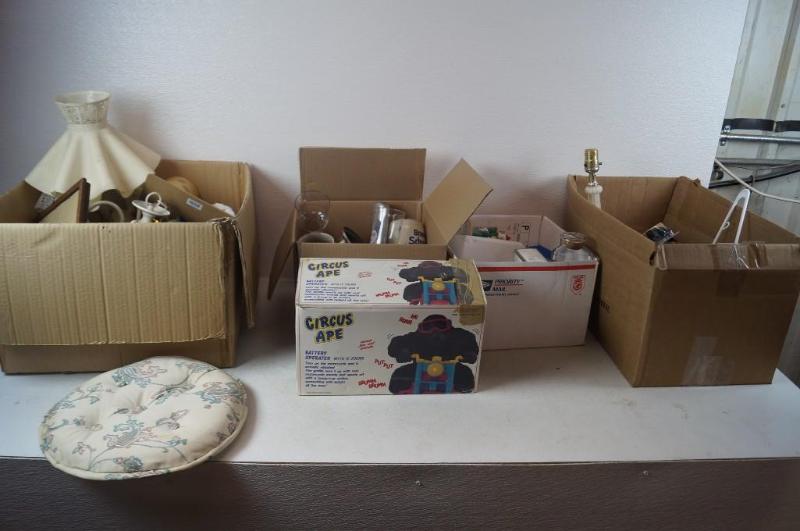 Dishes & Decoration Items