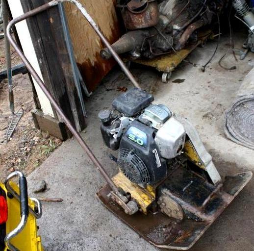 lot 25 image: Stone Gas tamper, model S50 Honda G...