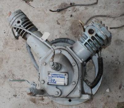 lot 27 image: Compressor. Ingersoll-Rand Type 30 ...