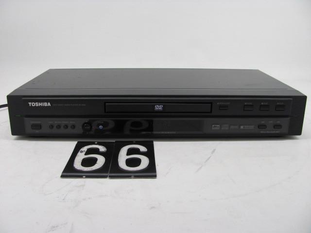 lot 66 image: Toshiba SD-4800 DVDCD player. This...