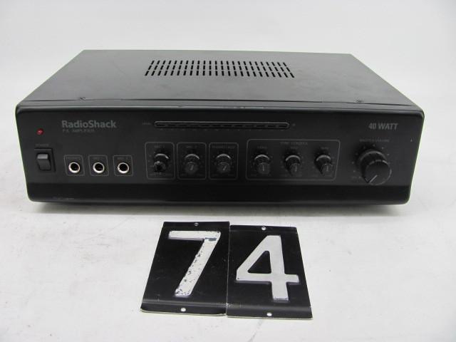 lot 74 image: Radioshack 32-2054 40 watt PA amp. ...