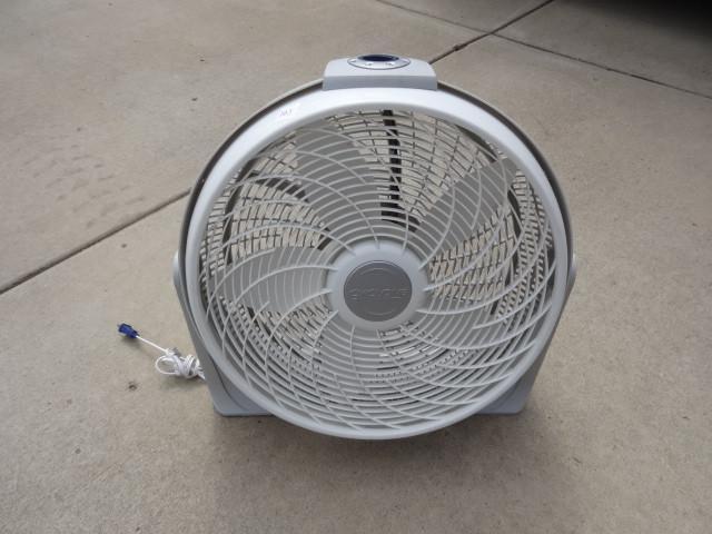 lot 103 image: Lasko cyclone fan. 3 speed...