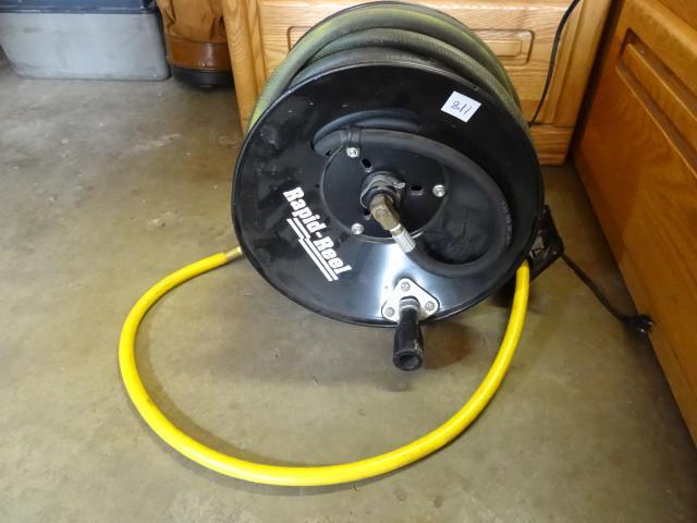 lot 118 image: Rapid reel wall mount air hose reel...