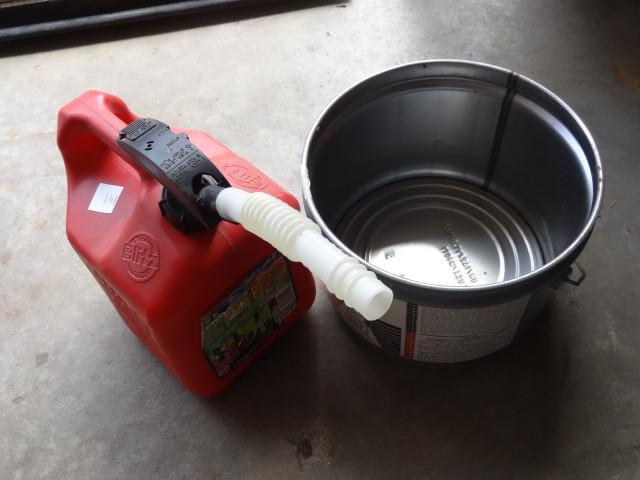 lot 141 image: 2 gal blitz gas can. 2 gal metal pa...