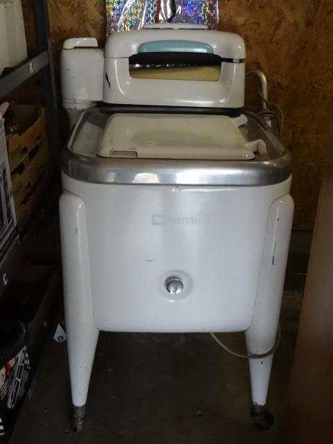 lot 147 image: Maytag wringer washer...