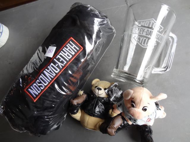 lot 151 image: 5 x 5 Harley motorcycle dust cover....