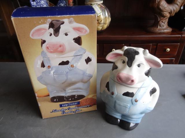 lot 161 image: ceramic cow cookie jar...