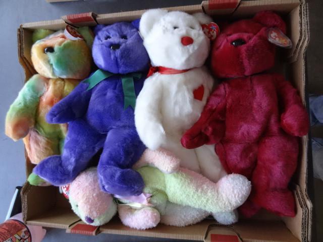 lot 240 image: 5 large beanie baby bears...