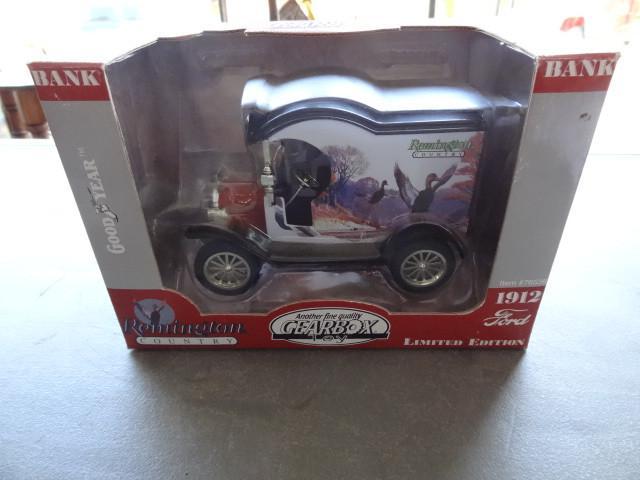 lot 250 image: Remington Country 1912 ford coin ba...