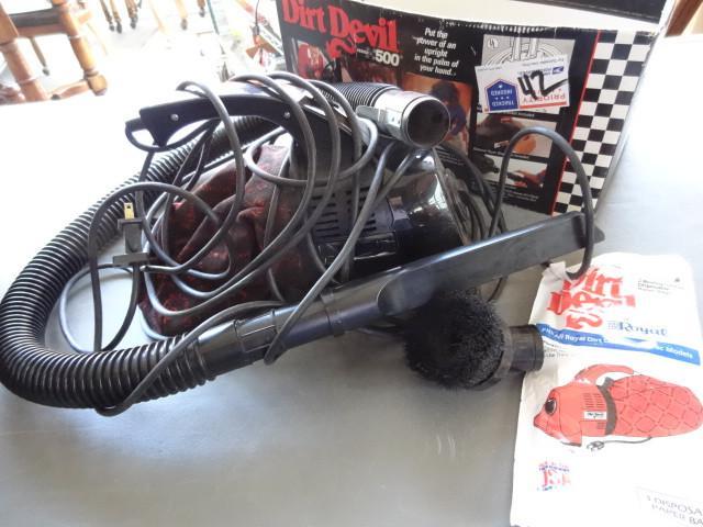 lot 282 image: Dirt Devil 500 hand vacuum...