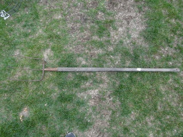 lot 57 image: Vintage hay fork...