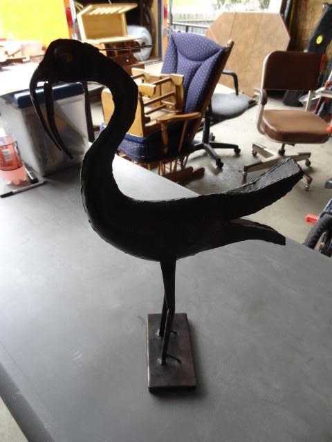 lot 89 image: Steel metal bird lawn ornament...