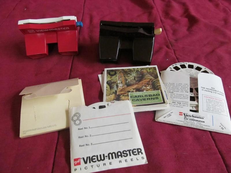 lot 103 image: 2 View Masters with Film Discs...